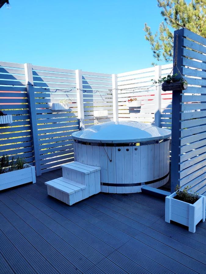 Nadole  Caloroczny Domek W Nadolu Z Jacuzzi Na Tarasie מראה חיצוני תמונה